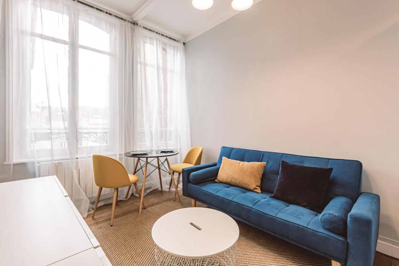Ferienwohnung Roi Soleil, Face A La Cathedrale - 2G Reims Exterior foto